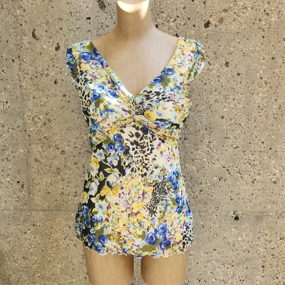 Y2K vibrant floral blouse